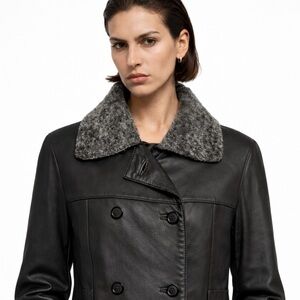 Vintage leather double breasted jacket w/ faux fur green collar. 6- fits like 8